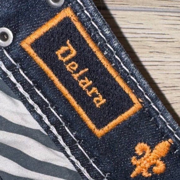 Rock Revival Women's Blue Jeans - Picture 8 of 8